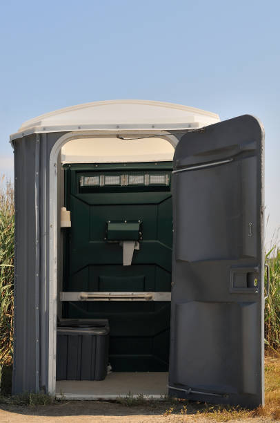 Professional porta potty rental in Midway City, CA